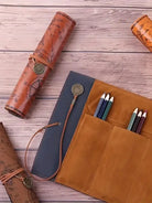 Vintage Treasure Map Leather Pencil Case – Roll-Up Pouch with Buckle Closure, Large Capacity Organizer for School, Art Supplies - Moss Roze