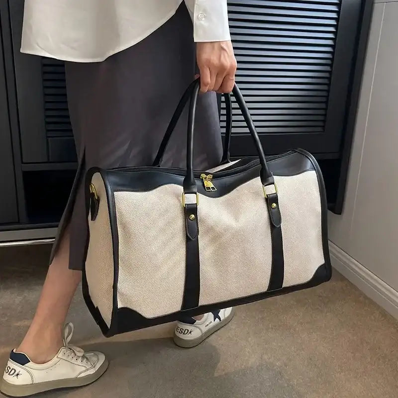 Large Capacity Travel Shoulder Bag – Fashionable Commuter & Outdoor Sling Handbag